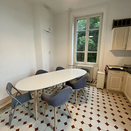 Apartment Isabelle Allevard