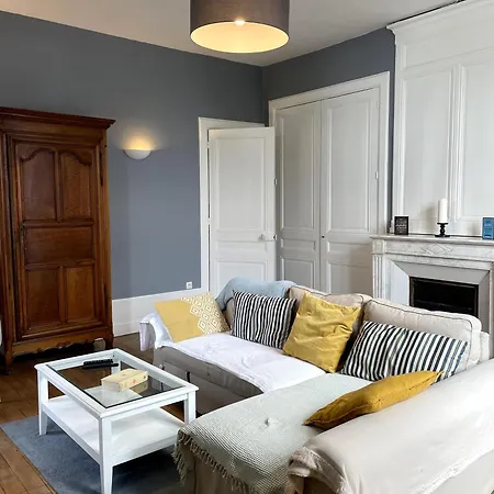 Isabelle Apartment *