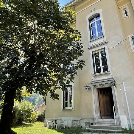 Apartment Isabelle Allevard